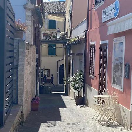 Bilocale Ben Arredato In Centro Storico Aria Condizionata Pass Auto Sirolo